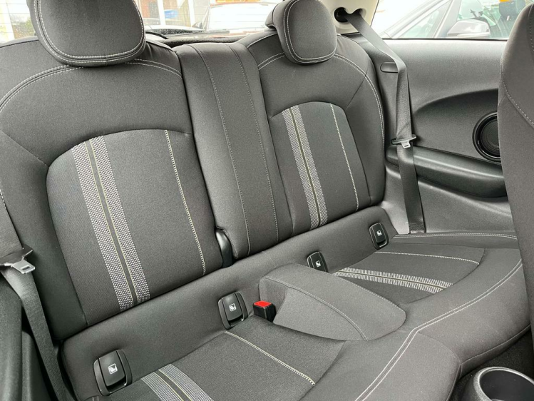 MINI Cooper SE 28.9 kWh 100%-Electric/Full LED/Sportzetels/Gps... Leconte Motors